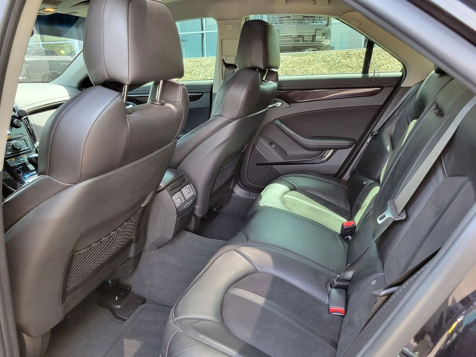 Used 2011 Black Diamond Cadillac Base image 25