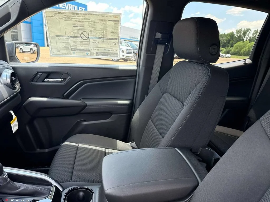 2026 Chevrolet Colorado LT - Photo 31