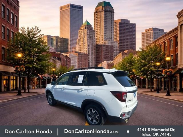 Used 2022 Platinum White Pearl Honda TrailSport image 7