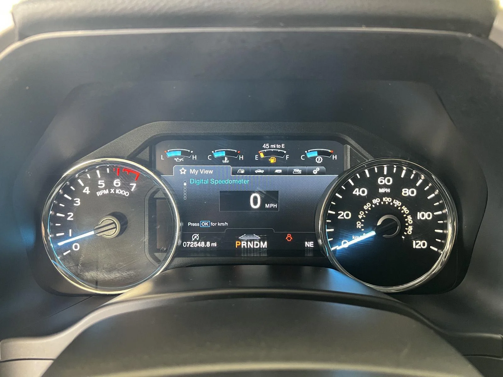 Used 2020  Ford XL image 12