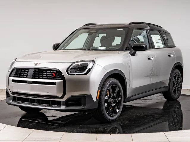 2027 MINI Countryman Signature Plus