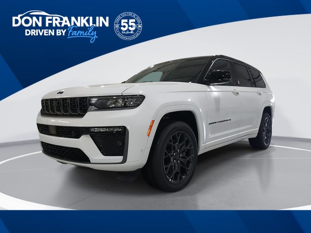 2026 Jeep Grand Cherokee L Summit 4x4's photo