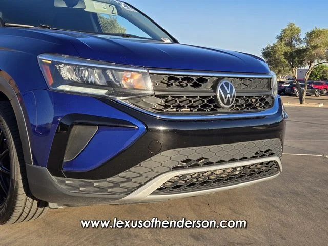 Used 2022 Blue Volkswagen 1.5T S image 8