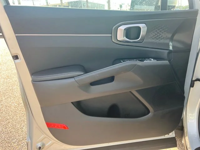 New 2026 White Kia S image 16