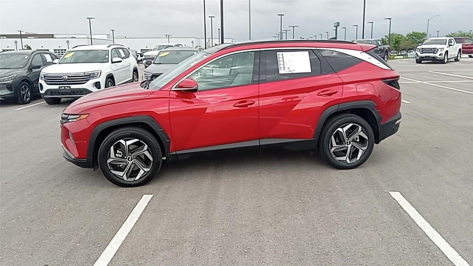 Used 2023 Red Hyundai Limited image 5