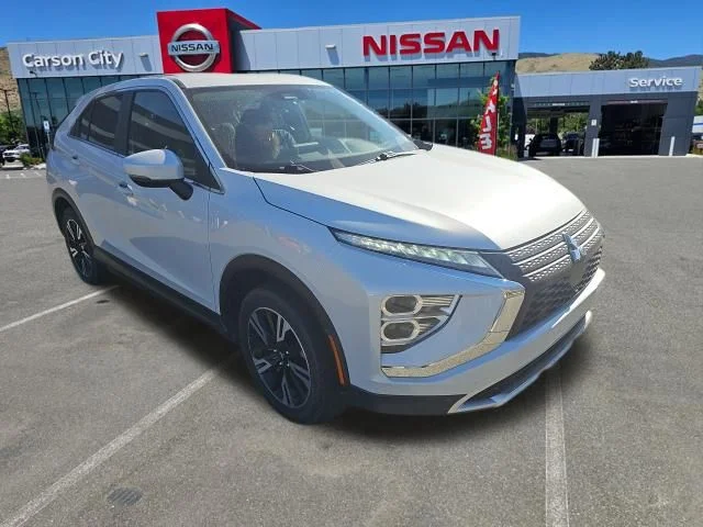 Used 2024 Black Mitsubishi  image 5