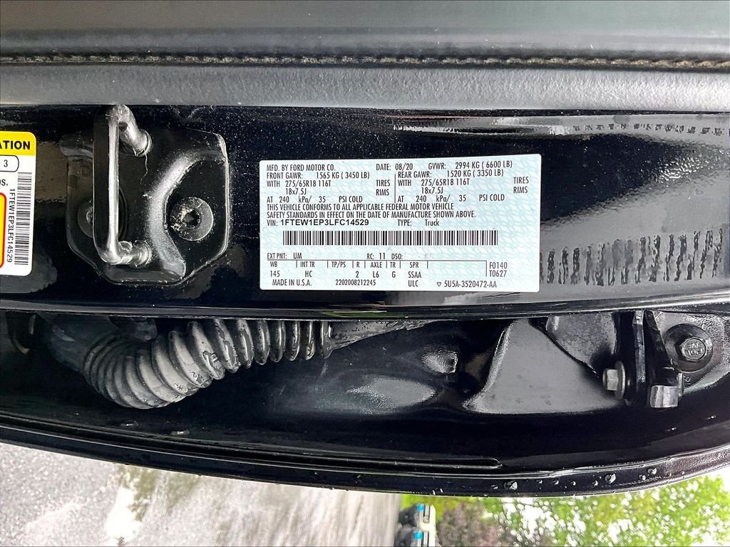 Used 2020 Black Metallic Ford Lariat image 36