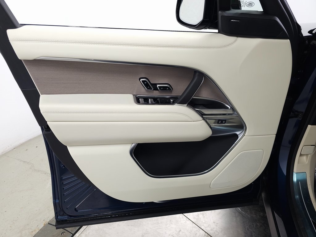 2026 LAND ROVER RANGE ROVER - Image 12