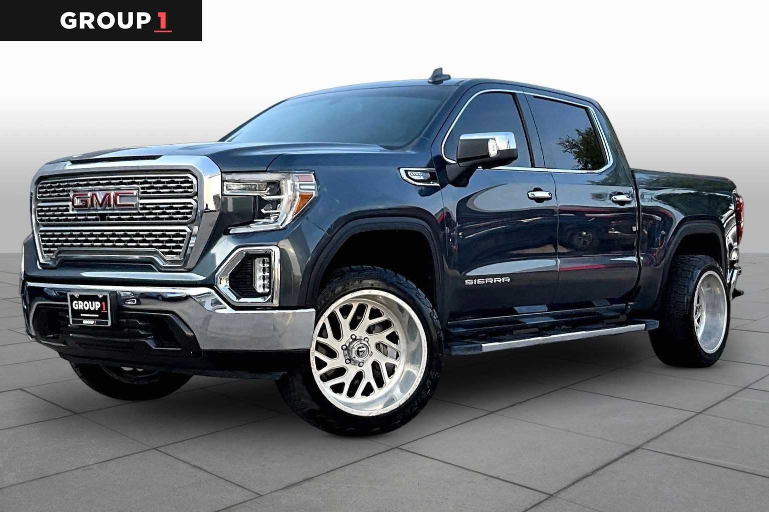 2019 GMC Sierra 2WD Crew Cab Short Box SLT's photo