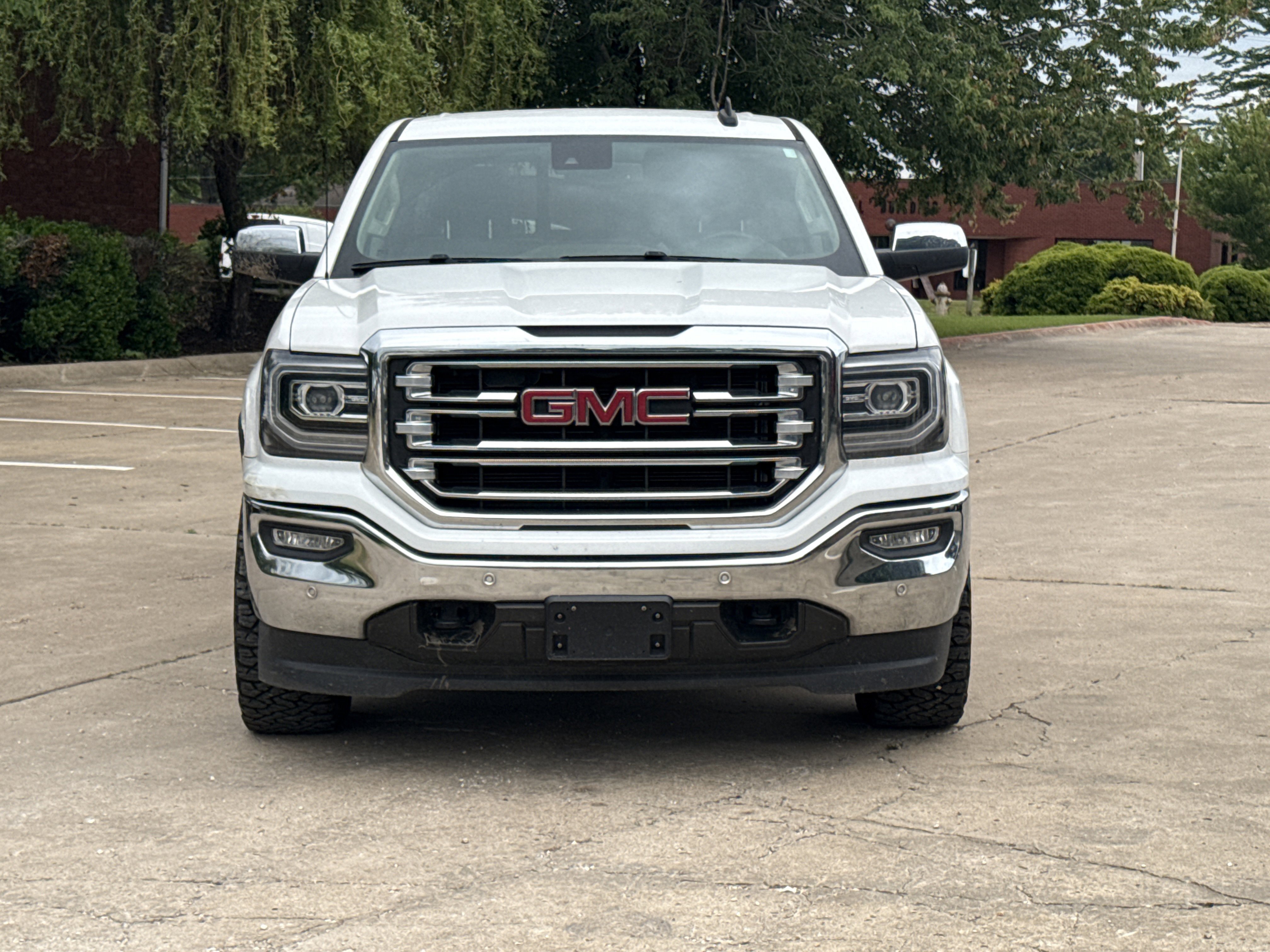 Used 2017 SUMMIT WHITE GMC SLT image 2