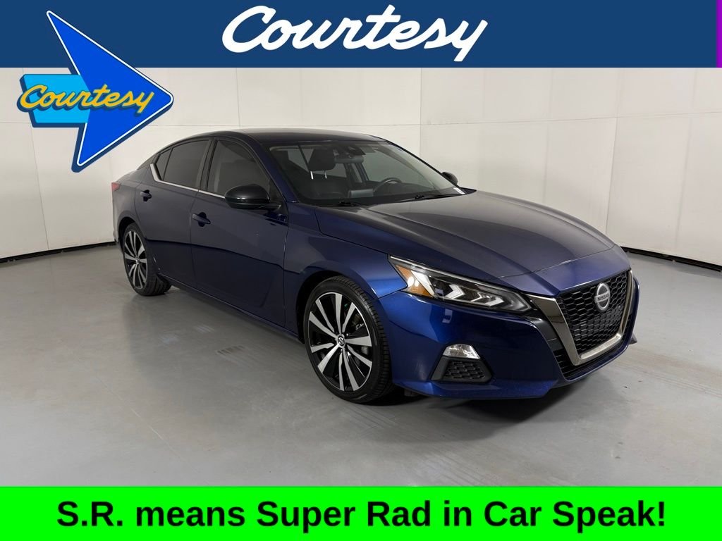 2022 Nissan Altima SR