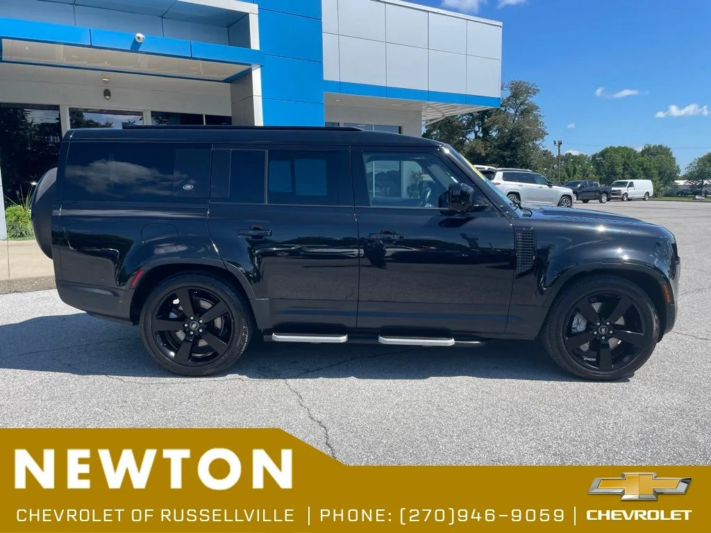 Used 2023 Black Land Rover SE image 48