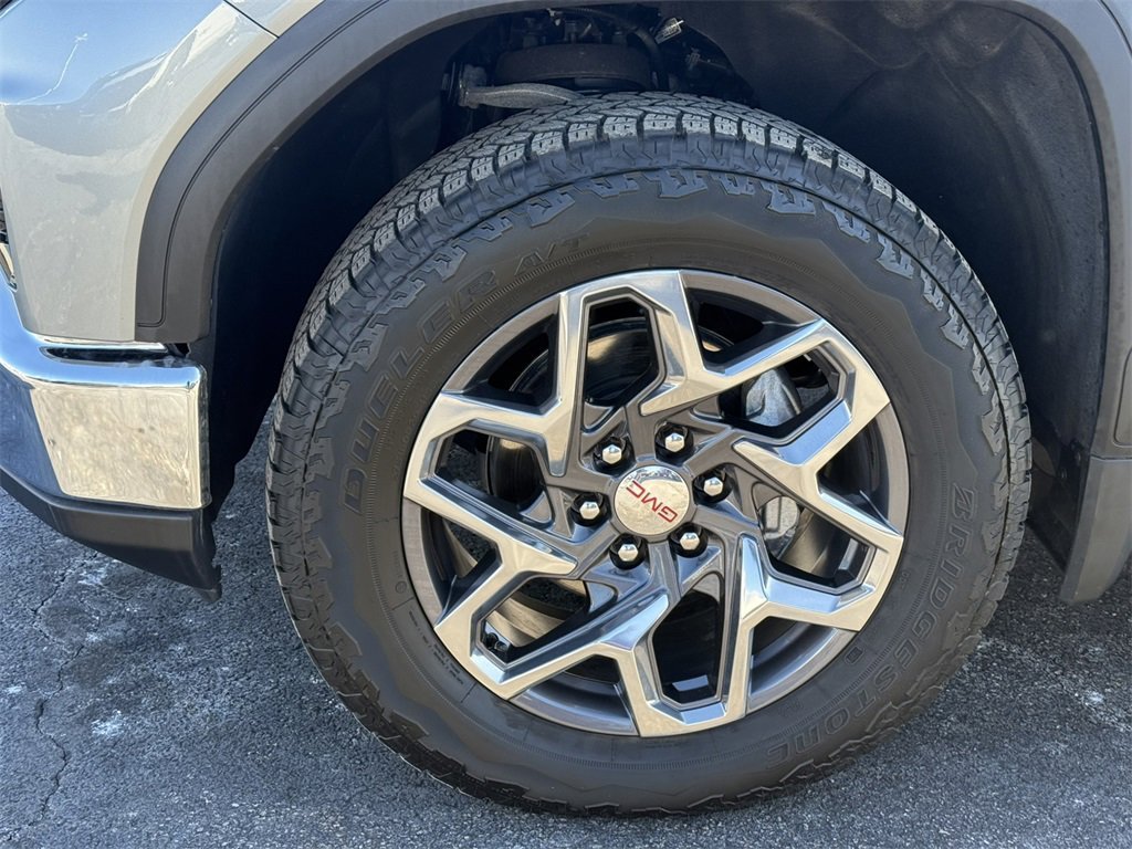 2025 GMC SIERRA - Image 10