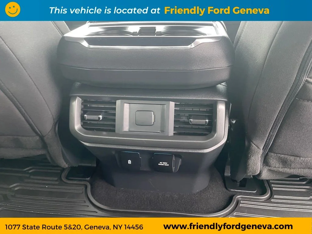 Used 2024 Red Ford XLT image 30