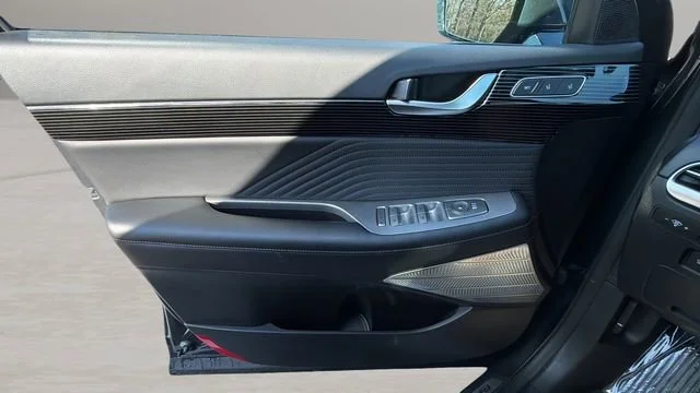 Used 2024 Gray Hyundai Calligraphy image 17
