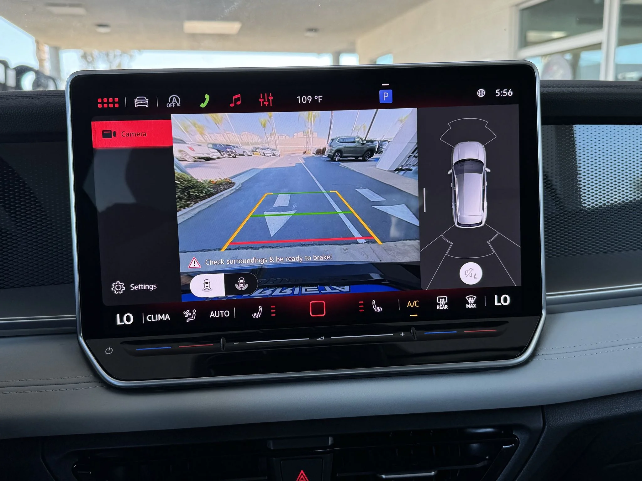New 2026 Deep Black Pearl Volkswagen SE image 23
