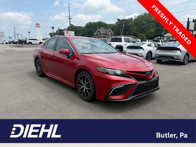 2023 Toyota Camry SE