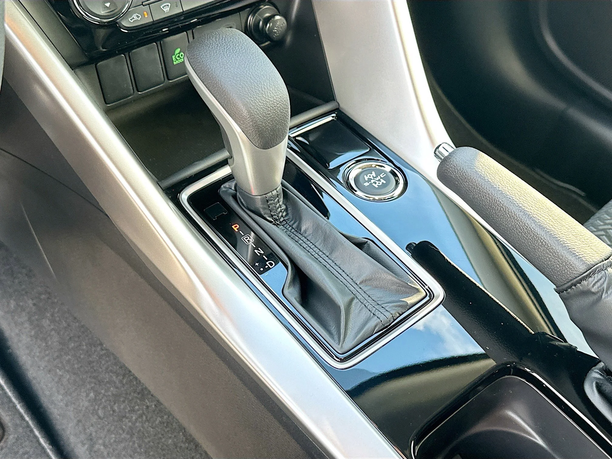2026 Mitsubishi Eclipse Cross ES - Photo 11