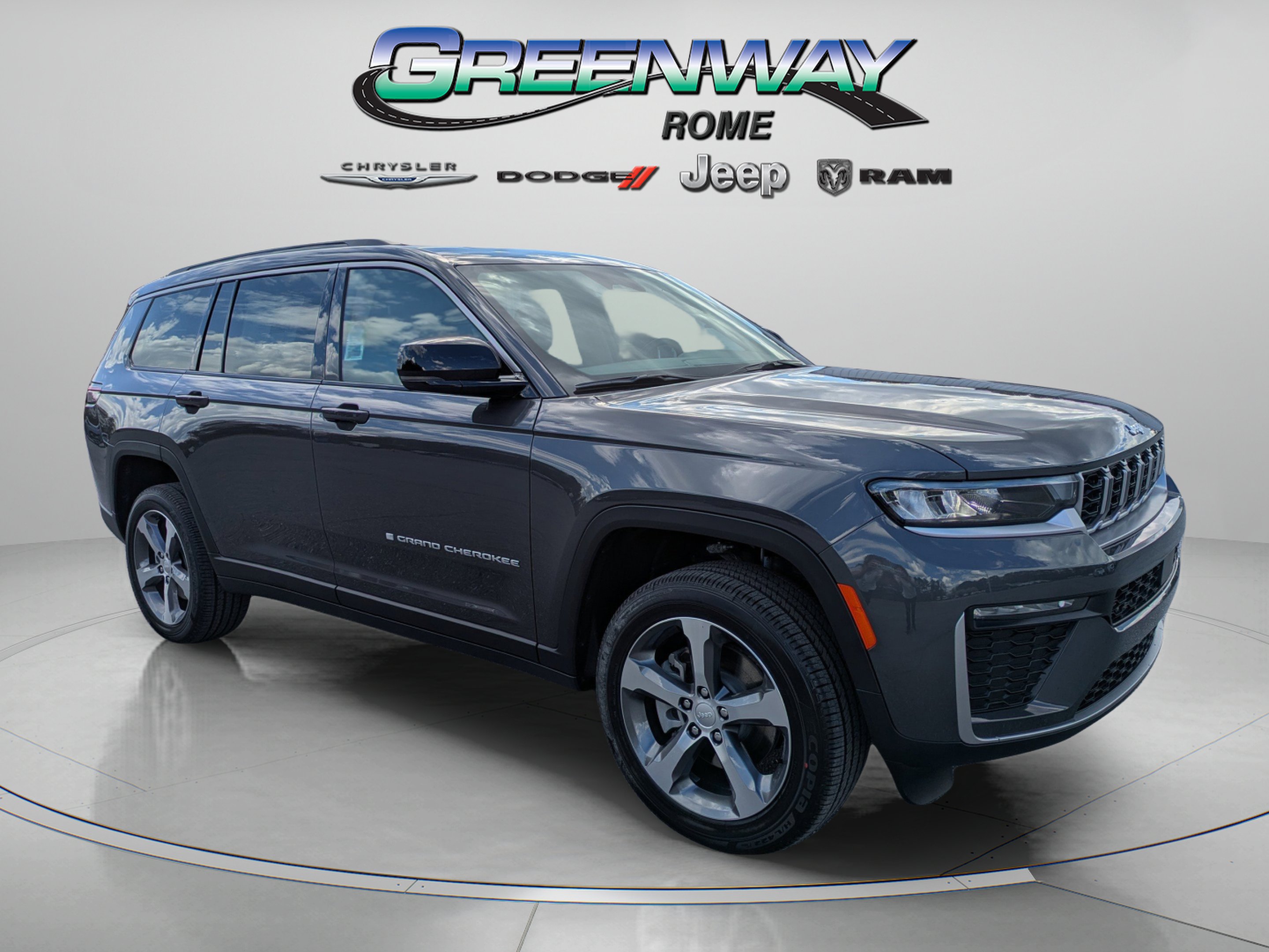 New 2026 Baltic Gray Metallic Clear-Coat Exterior Paint Jeep Limited image 2
