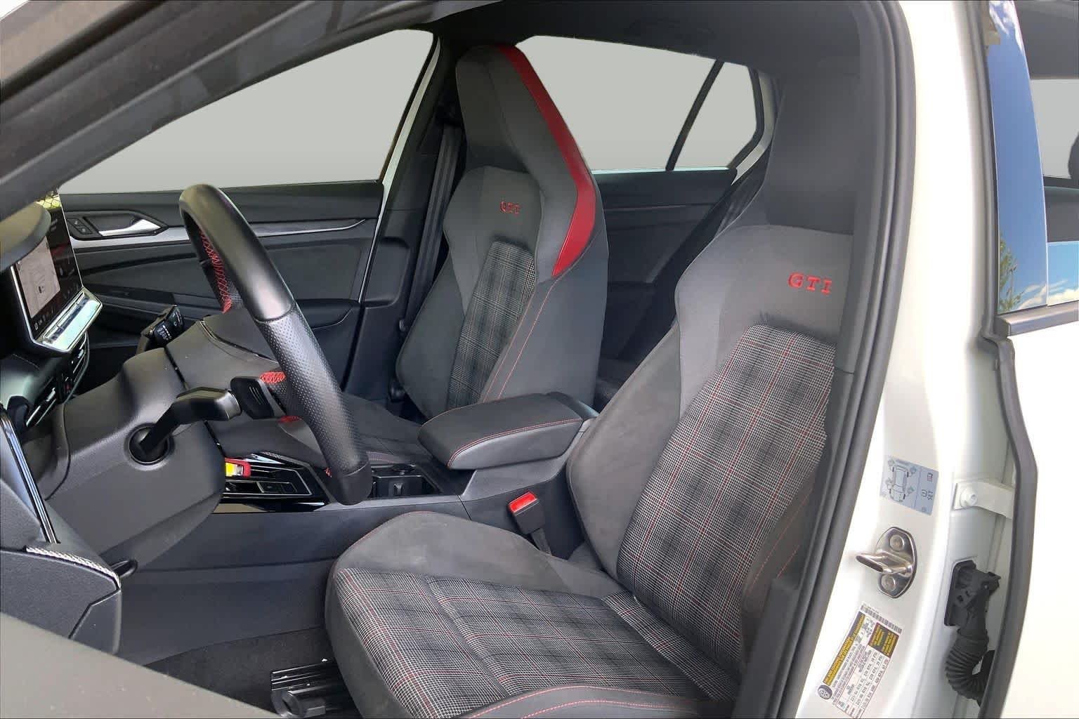 Used 2025 Opal White Pearl Volkswagen S image 7