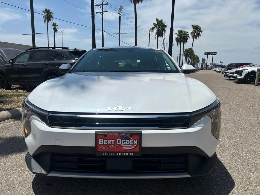 New 2026 White Kia EX image 2