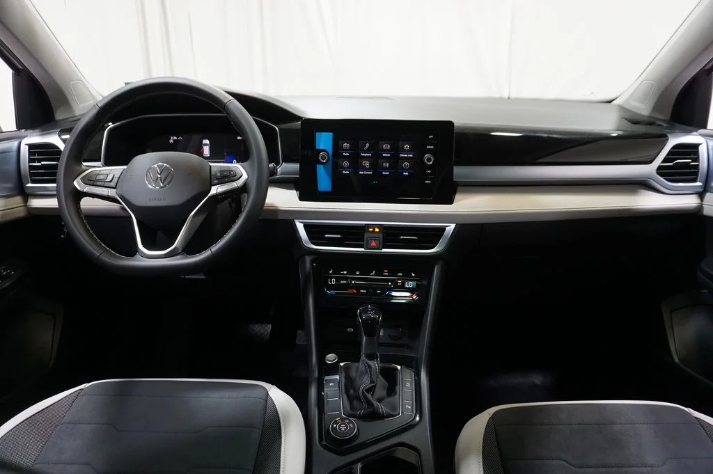 New 2026 White Volkswagen 1.5T SE image 13