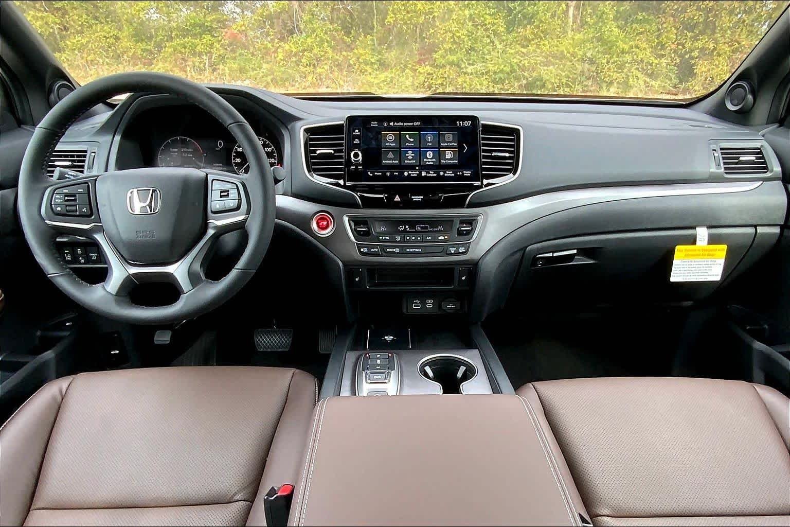 New 2026 Platinum White Pearl Honda RTL image 5