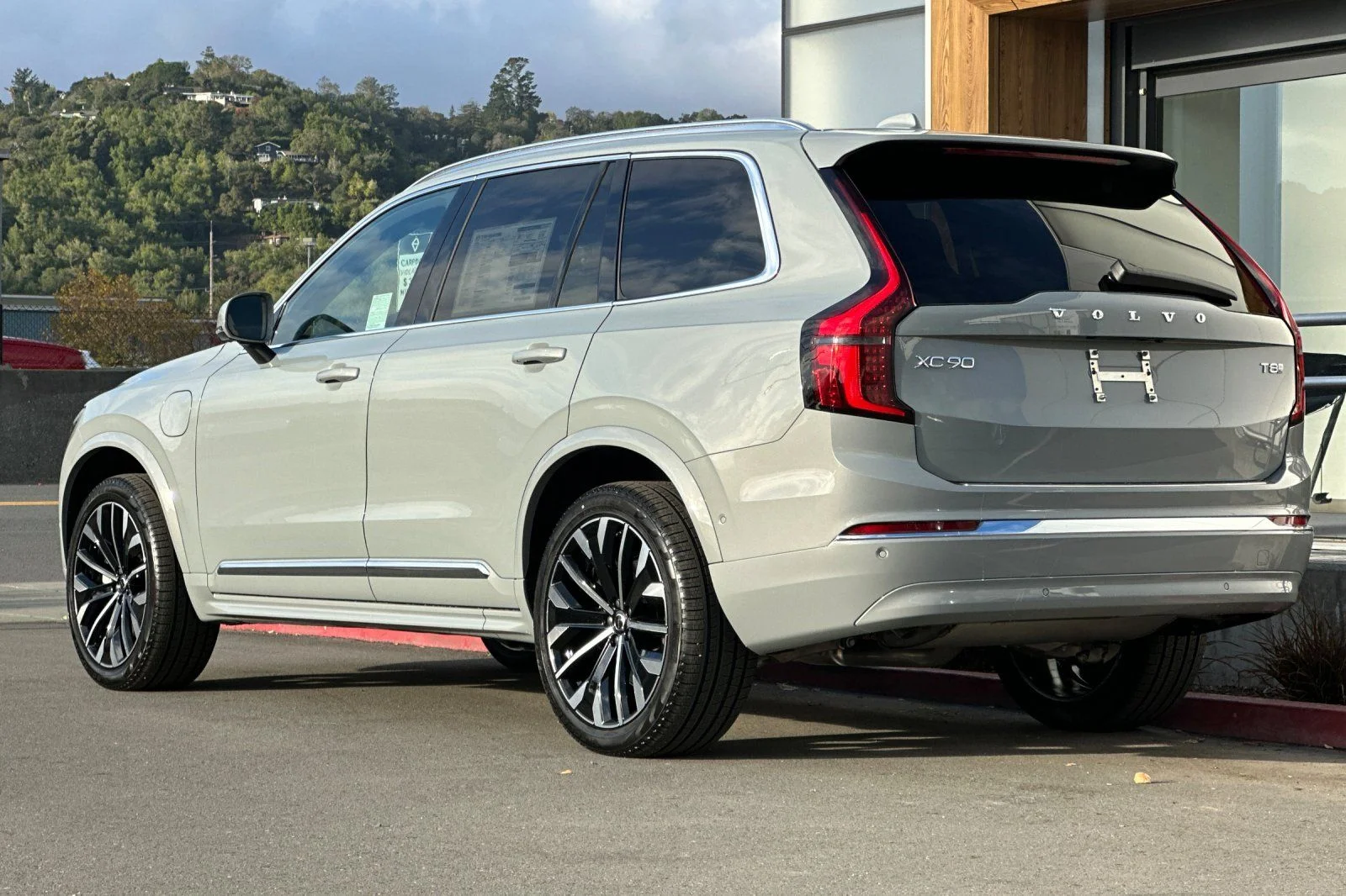 New 2026 Vapour Grey Volvo T8 Plus 7-Seater image 6