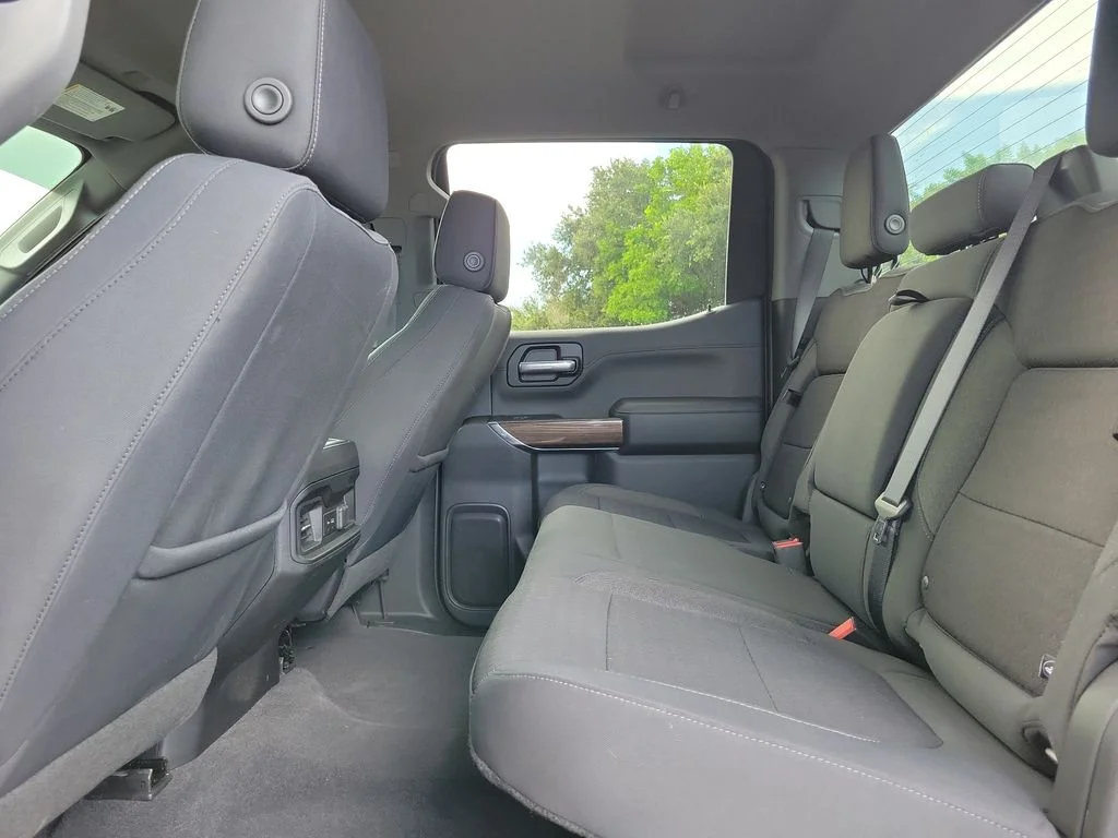 Used 2019 Silver Chevrolet RST image 12
