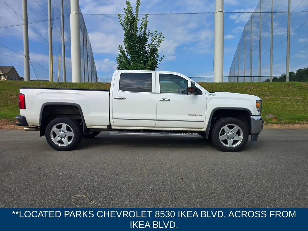Used 2015 SUMMIT WHITE GMC SLT image 2