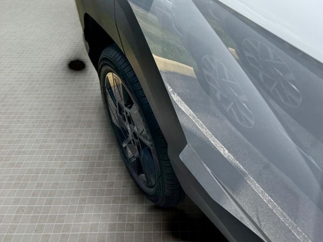 Used 2026 Gray Hyundai SEL Sport image 13