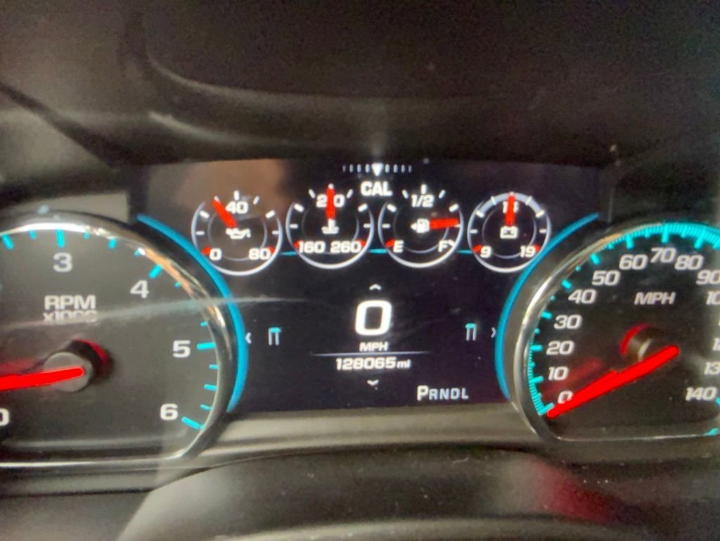 Used 2019 SHADOW GRAY METALLIC Chevrolet Premier image 27