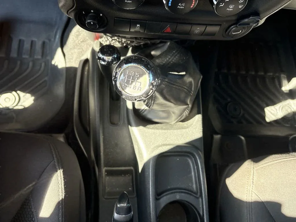 Used 2017 Black Jeep Unlimited Sport image 21