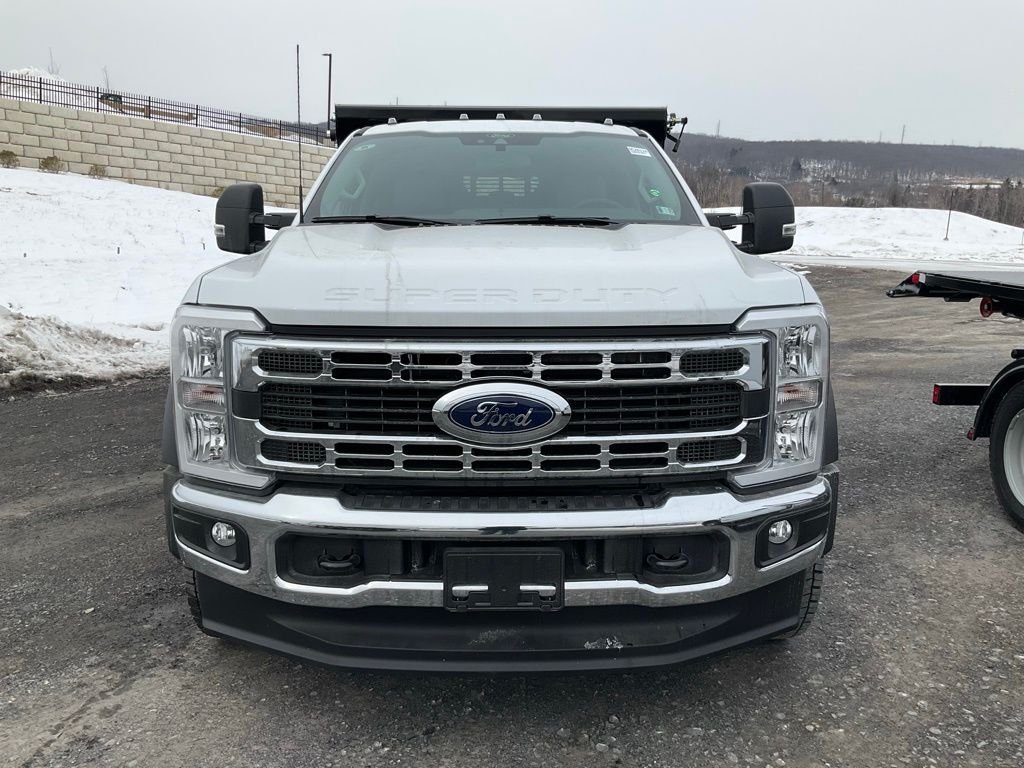 New 2026 Oxford White Ford F-450® XL image 31