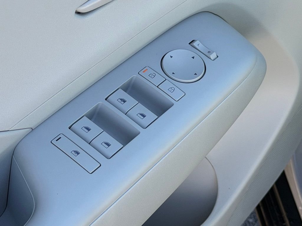 Used 2026 Gray Hyundai SE image 10
