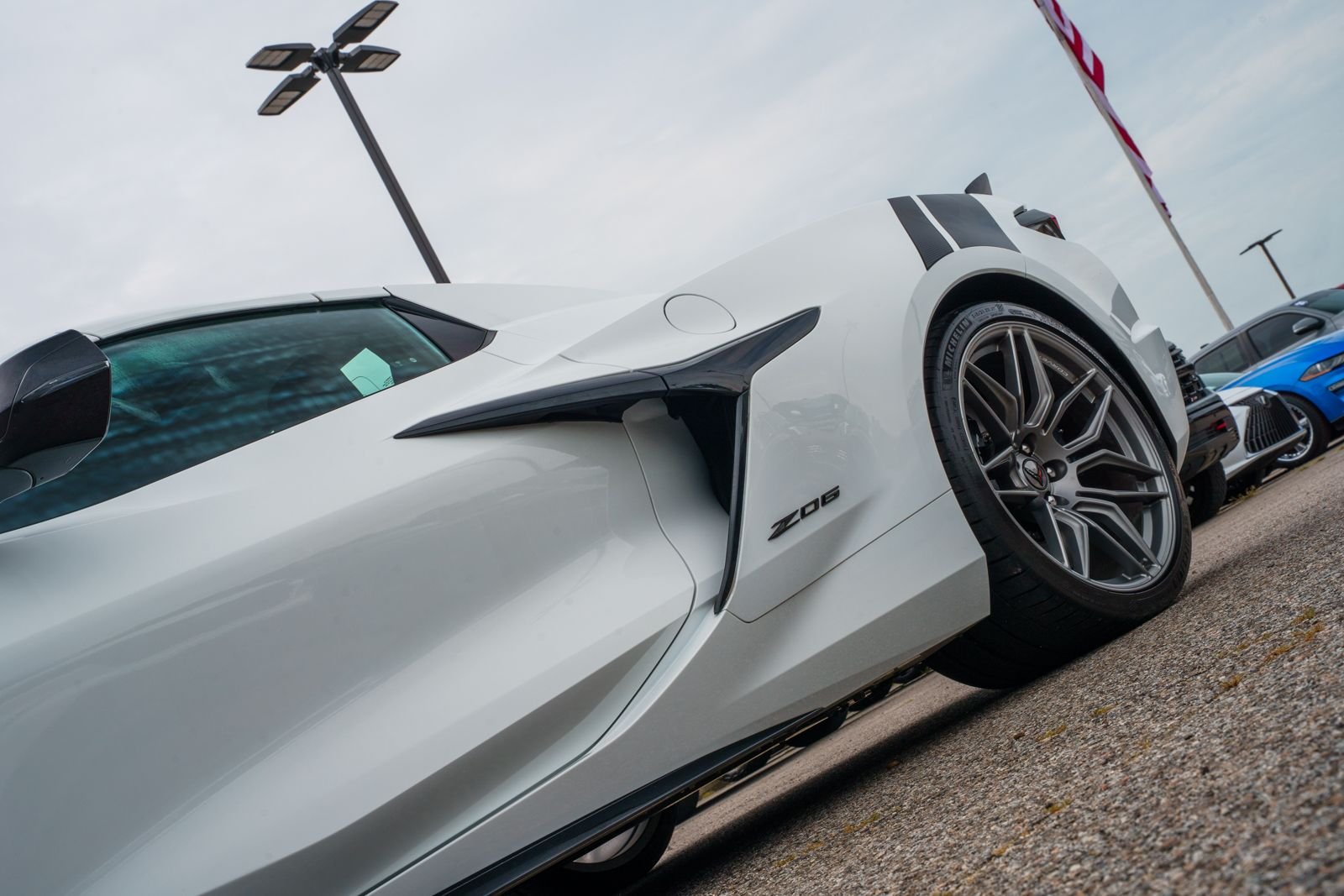 Used 2024 White Chevrolet Z06 image 9