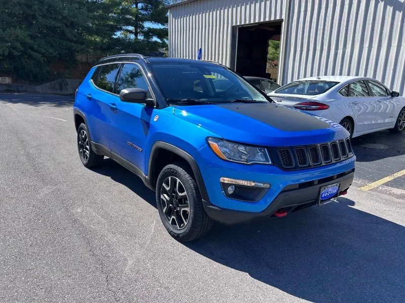 Certified Used 2021 Laser Blue Jeep 4WD Trailhawk image 3