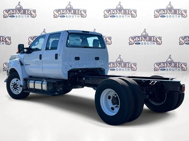 New 2027 White Ford Base image 4