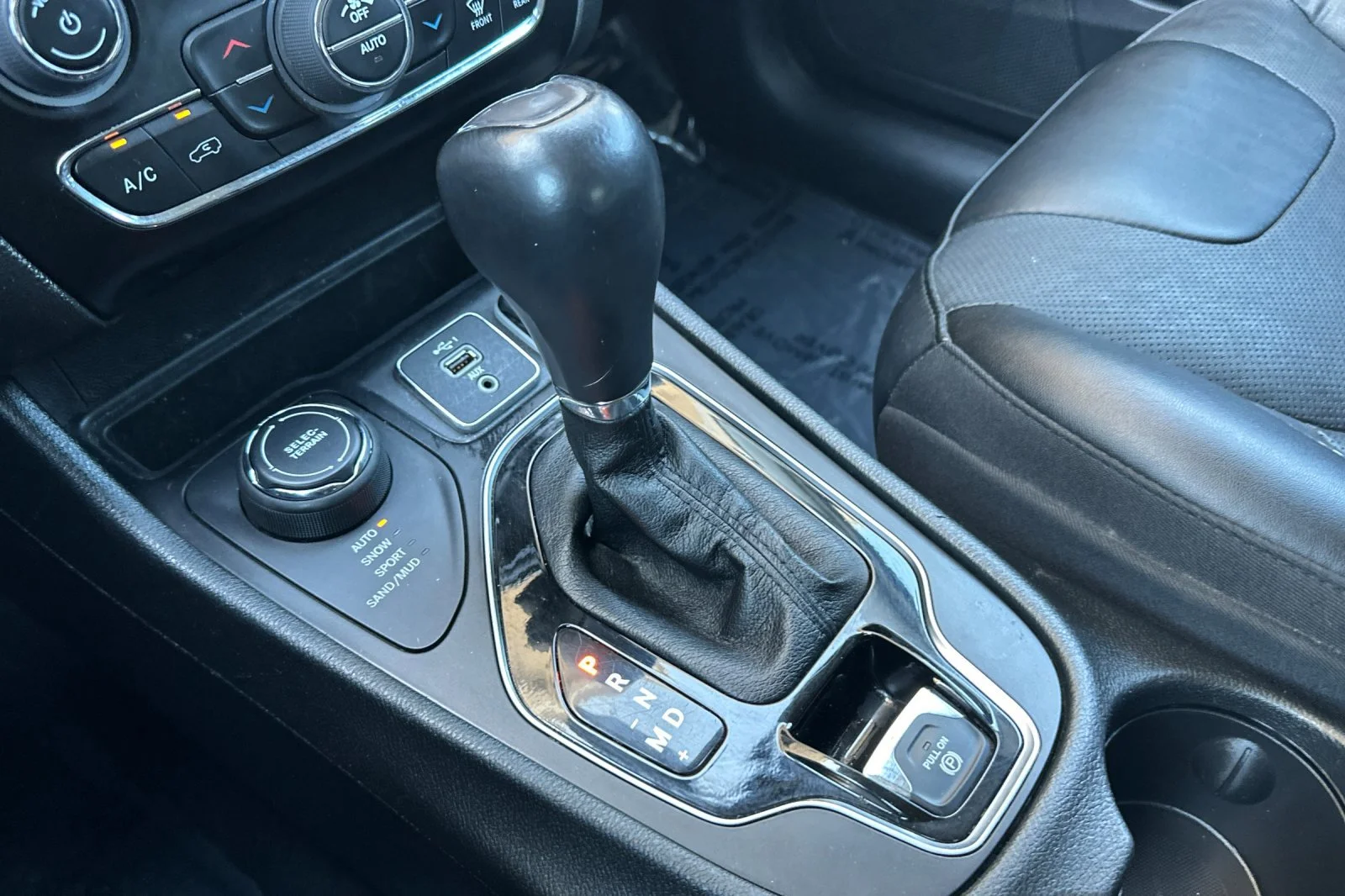 2023 Jeep Cherokee Altitude Lux - Photo 22