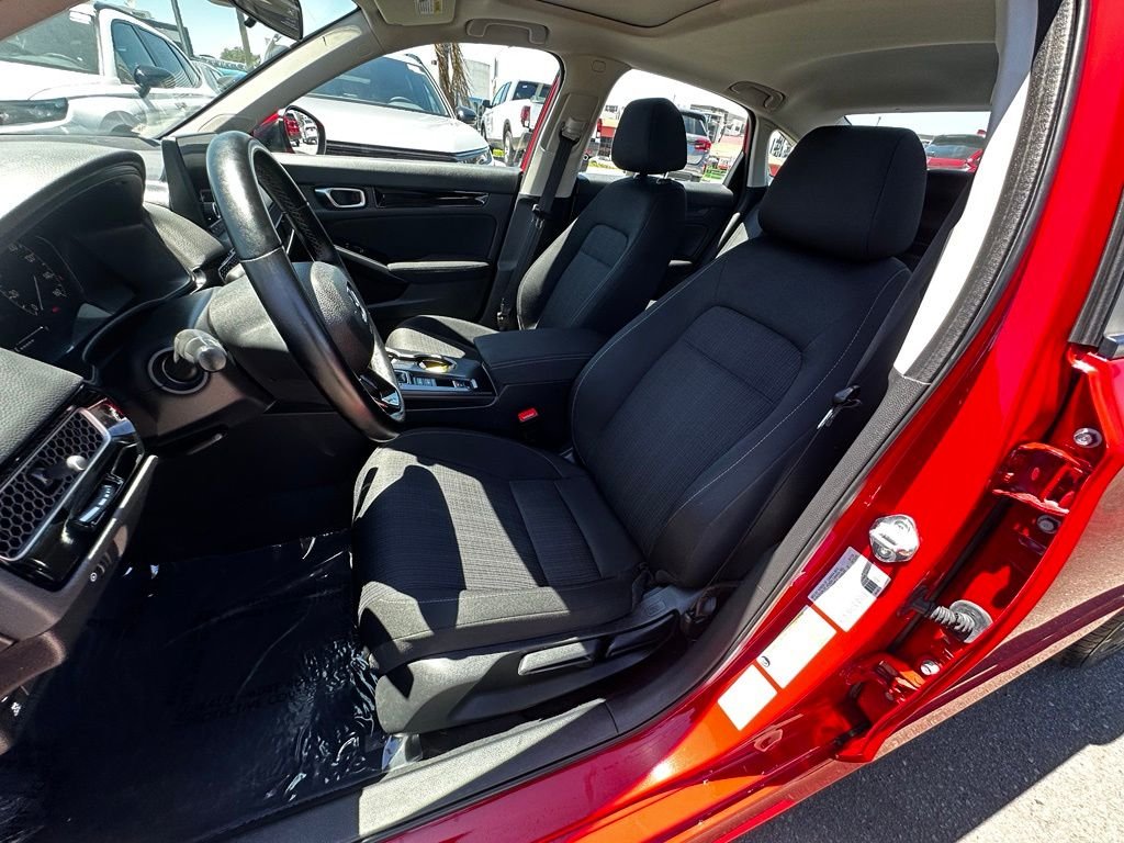 Used 2024  Honda EX image 18