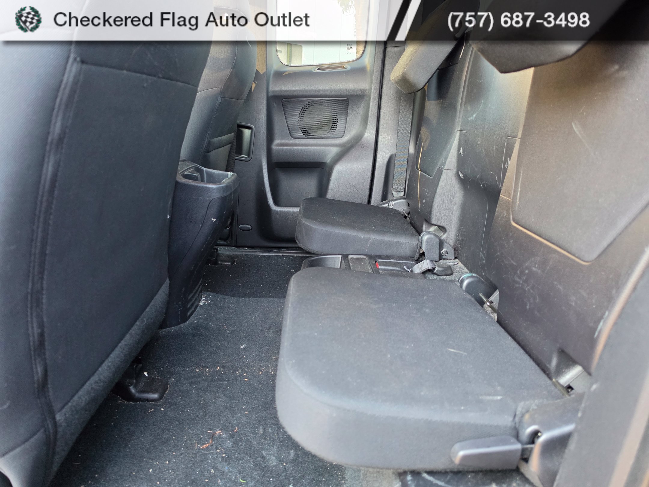 Used 2017 Magnetic Gray Metallic Toyota SR5 image 20