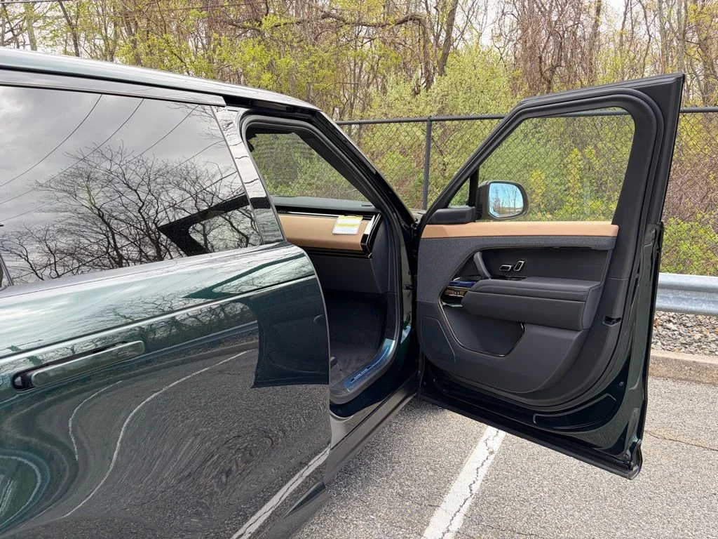 New 2026 Green Land Rover Dynamic SE image 14