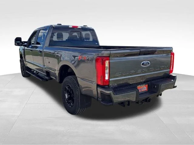 New 2026 Carbonized Gray Metallic Ford F-350® XL image 40
