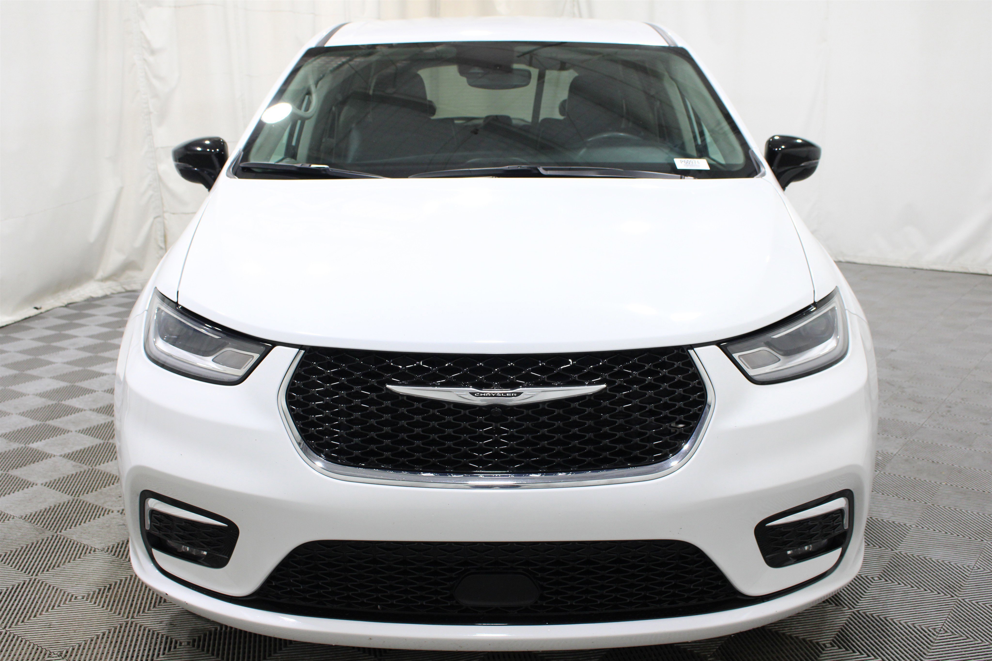 Used 2024 Bright White Clearcoat Chrysler Touring L image 35