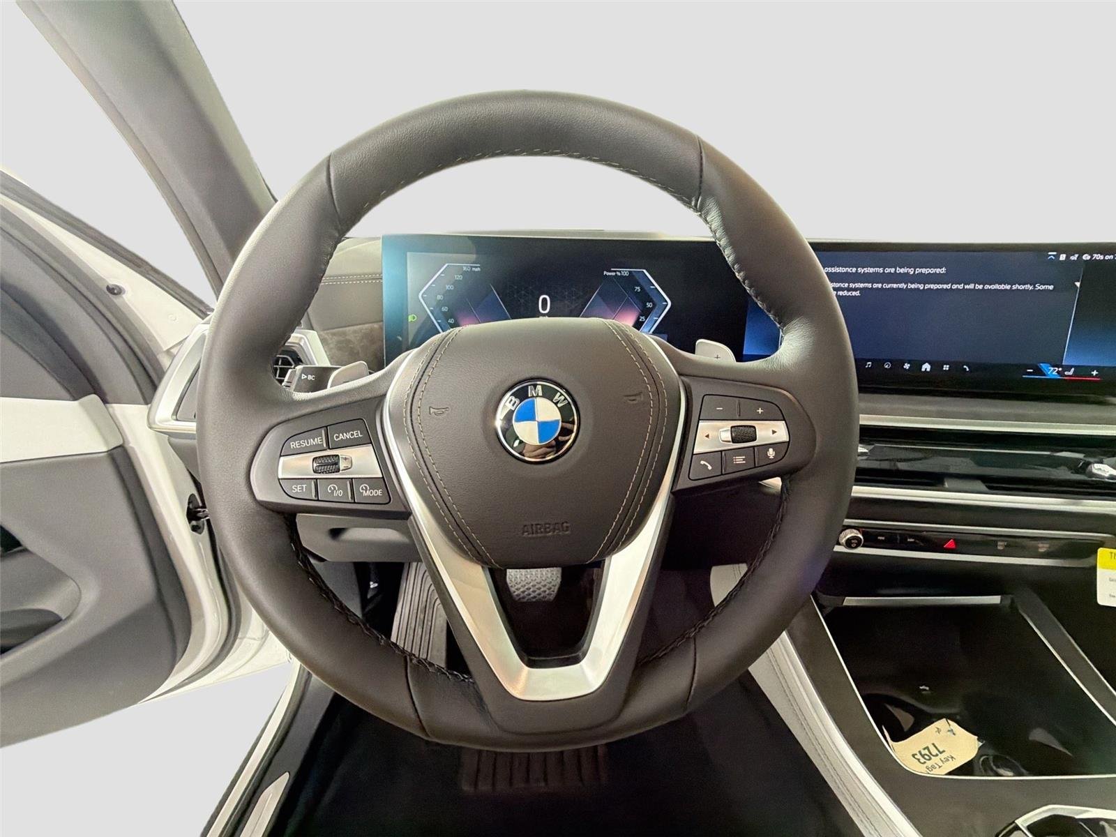 New 2026 Mineral White Metallic BMW xDrive40i image 11
