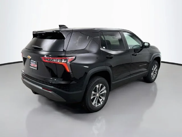 New 2027 Mosaic Black Metallic Chevrolet LT image 9
