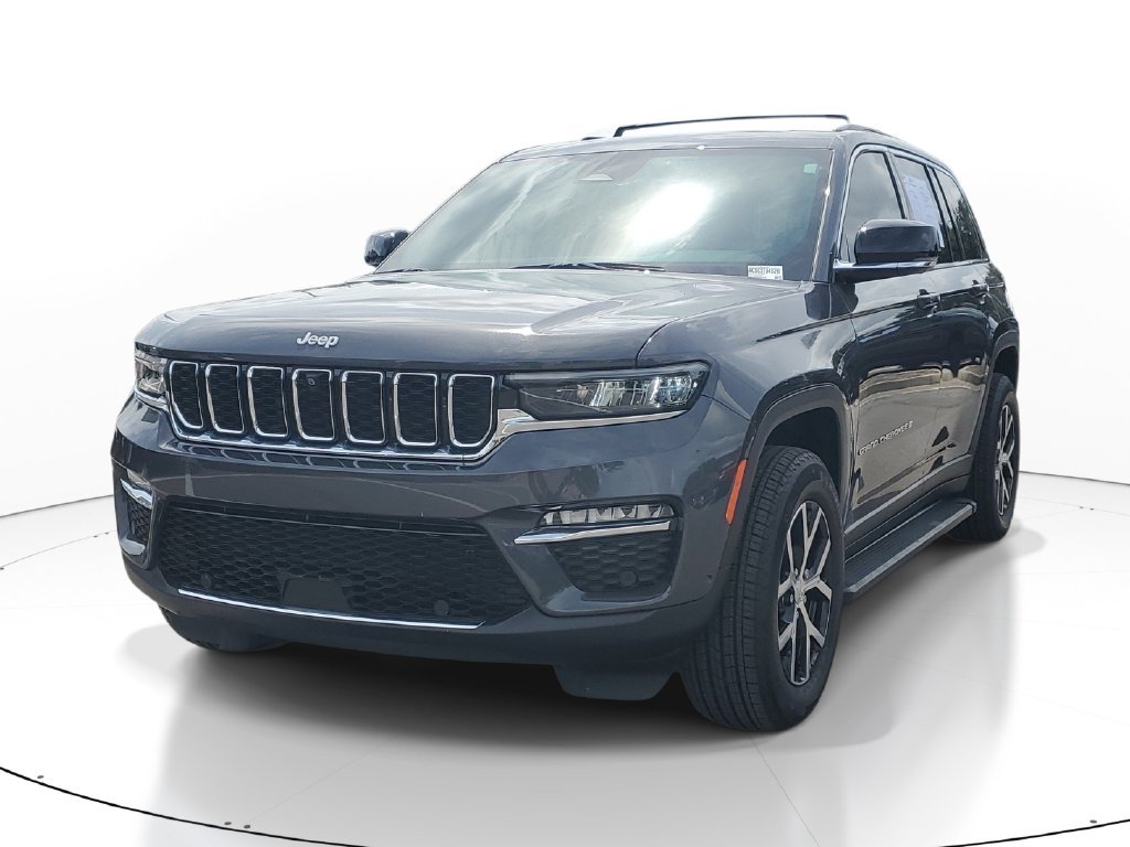 Used 2025 Gray Jeep Limited image 2