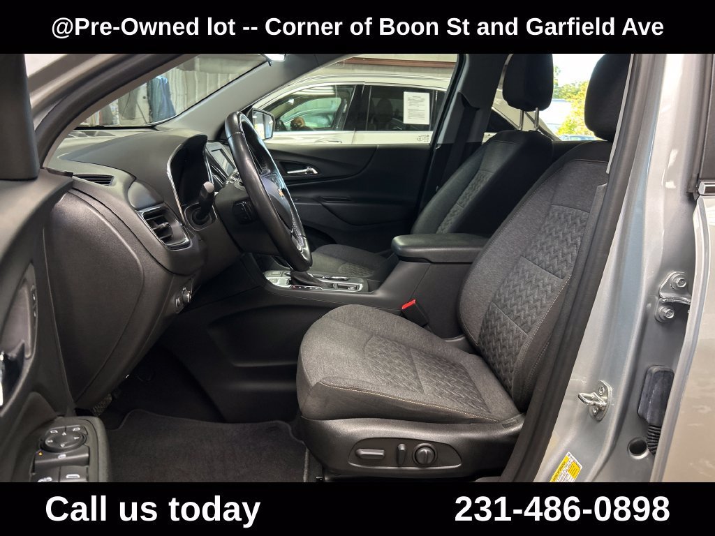 Used 2022 SILVER ICE METALLIC Chevrolet LT image 14