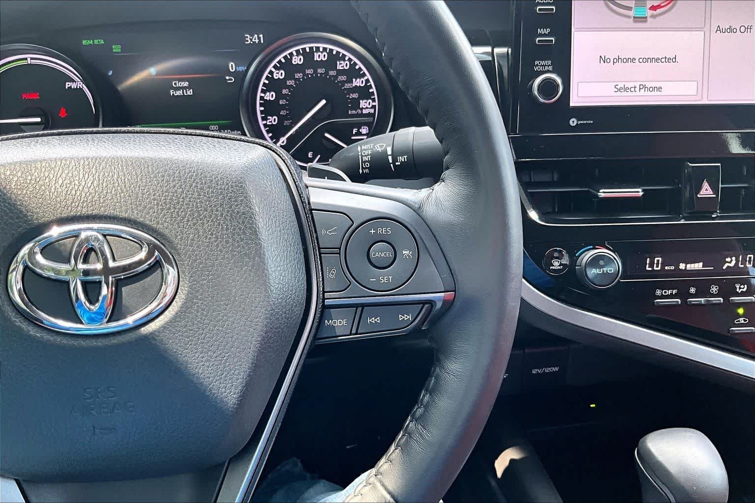 Used 2024 Wind Chill Pearl Toyota Hybrid XSE image 25