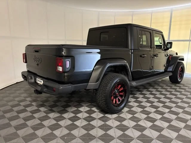 Used 2022 Black Jeep Altitude image 39